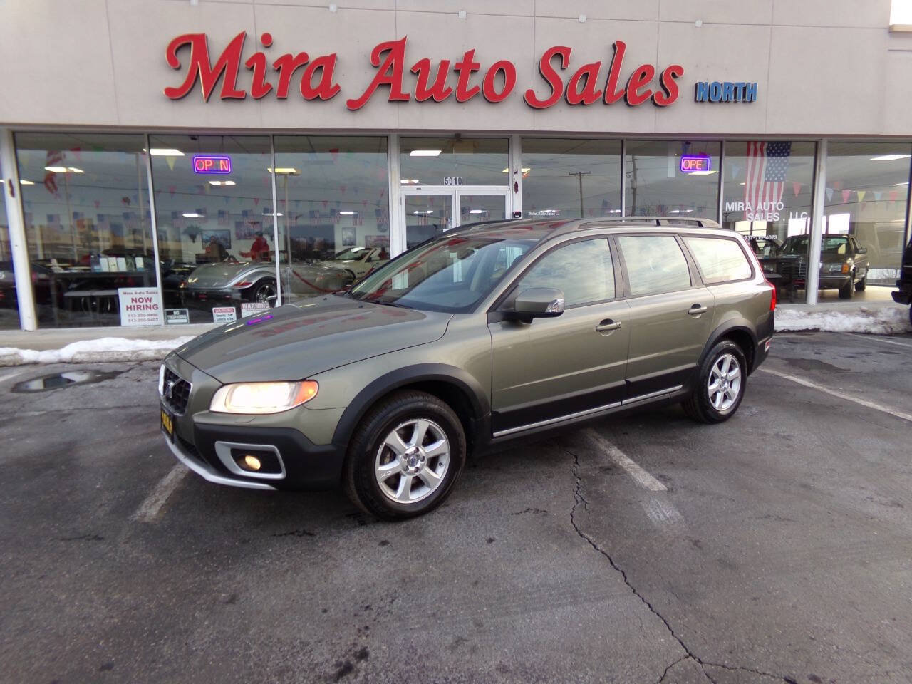 Used 2009 Volvo XC70 3.2 AWD/4WD image 1