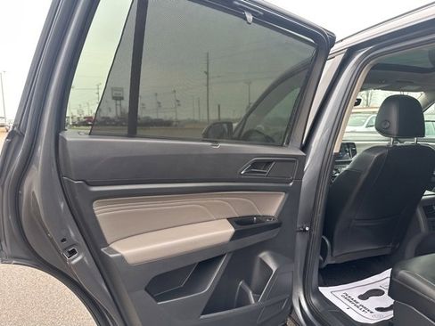 Used 2021 Volkswagen Atlas SEL w/ MDO Package (Bench Seat) image 24