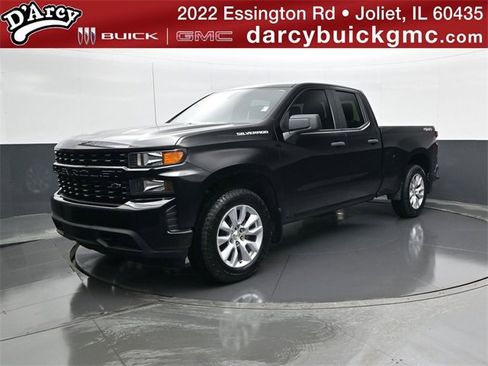 Used 2020 Chevrolet Silverado 1500 Custom image 1