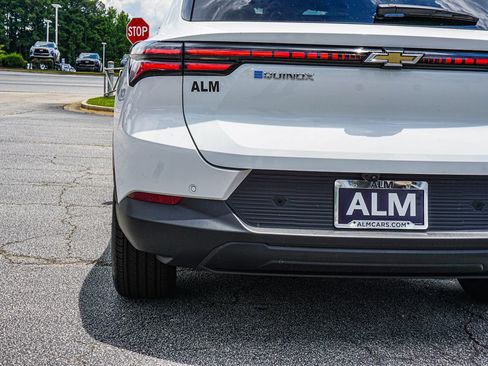 New 2026 Chevrolet Equinox EV LT FWD image 13