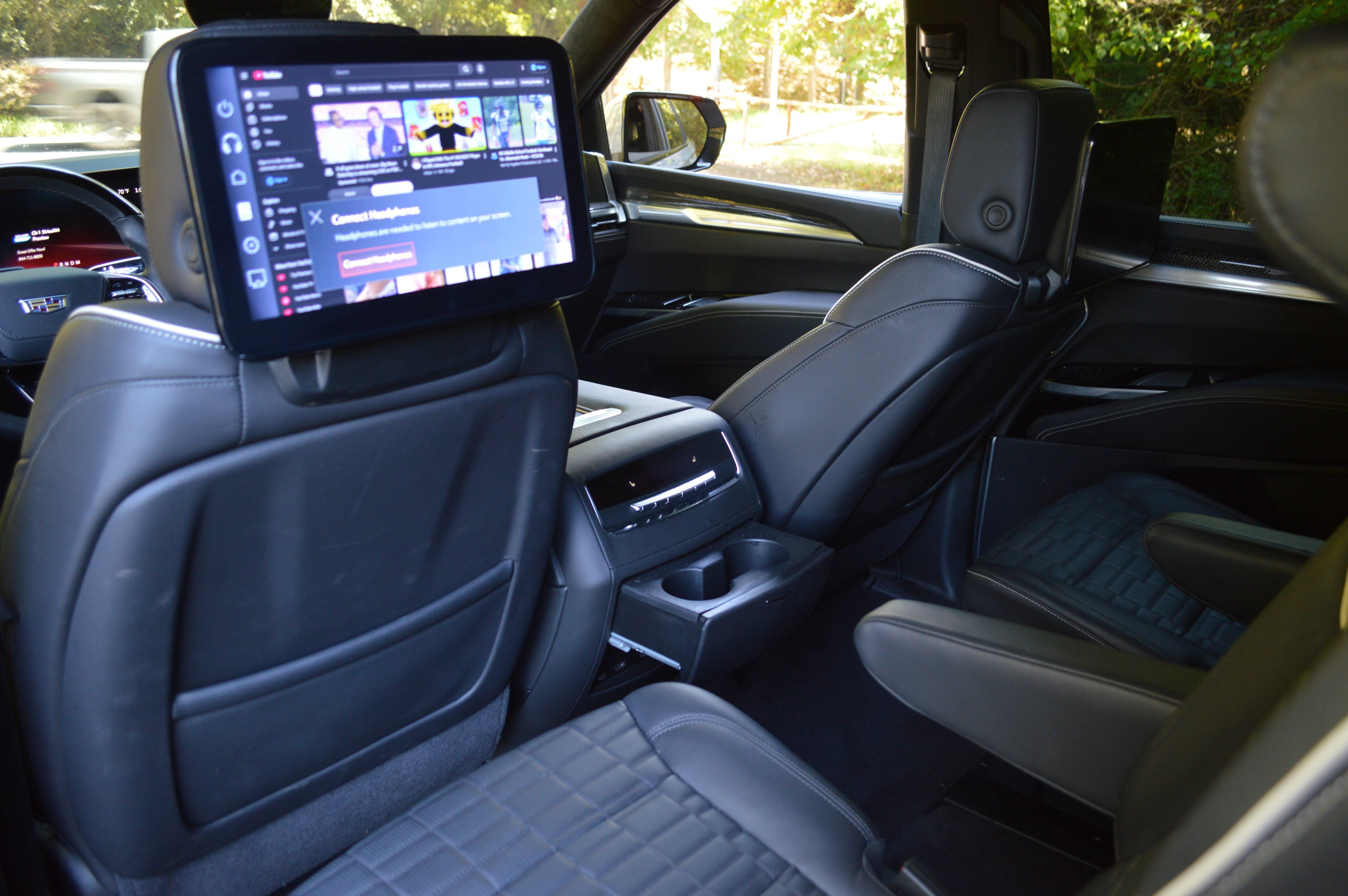 Used 2025 Cadillac Escalade V AWD/4WD image 34