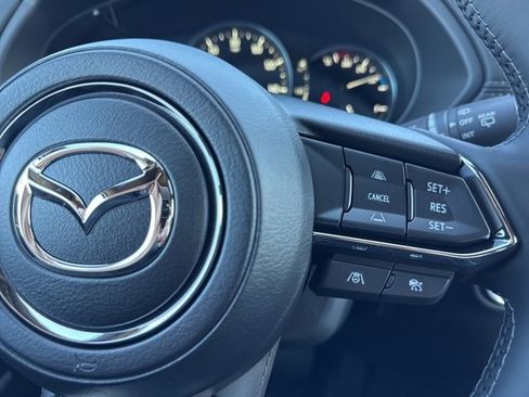 New 2025 MAZDA CX-5 Signature image 19