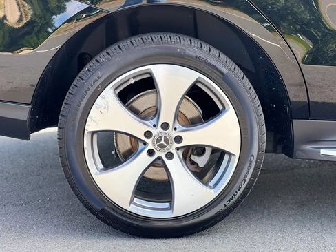 Used 2017 Mercedes-Benz GLE 350 4MATIC w/ Premium 2 Package image 52