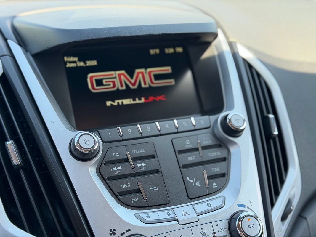Used 2015 GMC Terrain SLT w/ Open Road Package AWD/4WD image 19