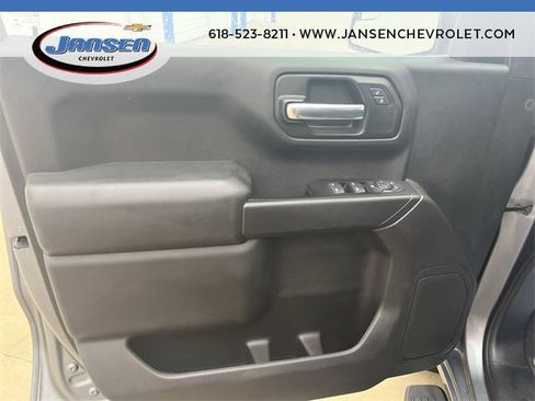 Used 2019 Chevrolet Silverado 1500 Custom w/ Infotainment Package image 21