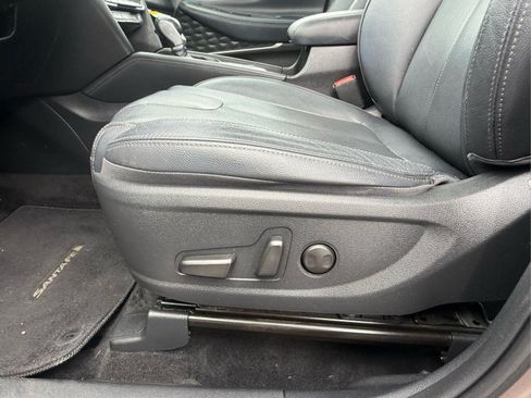 Used 2020 Hyundai Santa Fe SEL w/ Convenience + Premium Package FWD image 20