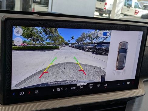 New 2026 Ford Explorer Active w/ Active Comfort Package image 28