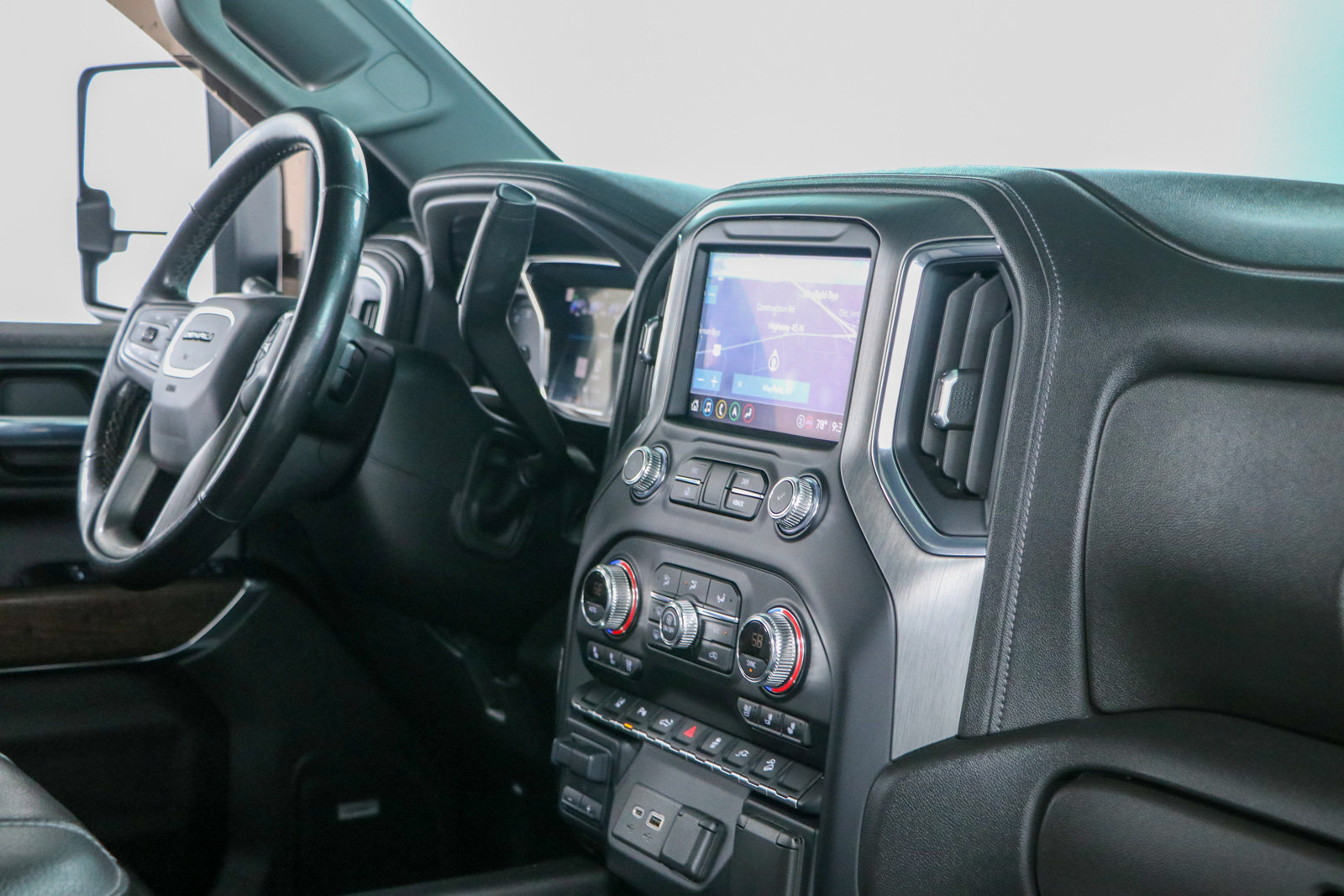 Used 2022 GMC Sierra 2500 Denali w/ Snow Plow Prep/Camper Package AWD/4WD image 29