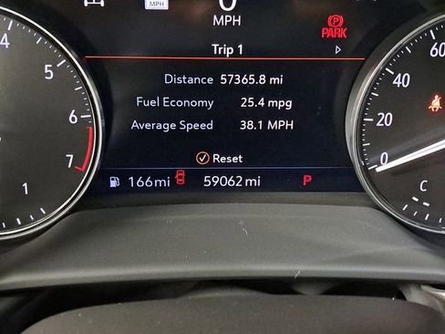 Used 2021 Buick Envision Avenir image 2