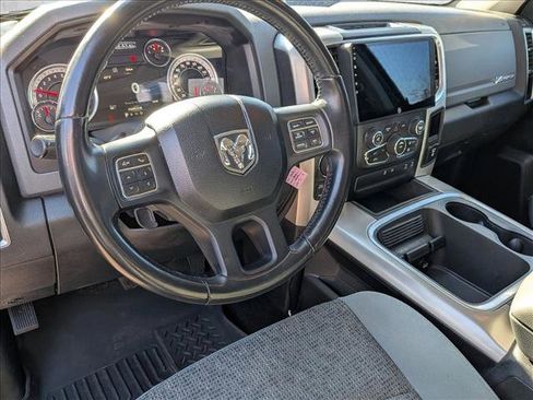 Used 2018 RAM 1500 Big Horn AWD/4WD image 9