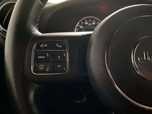 Used 2017 Jeep Wrangler Unlimited Sport w/ Connectivity Group AWD/4WD image 42