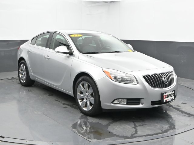 Used 2012 Buick Regal Leather FWD image 5