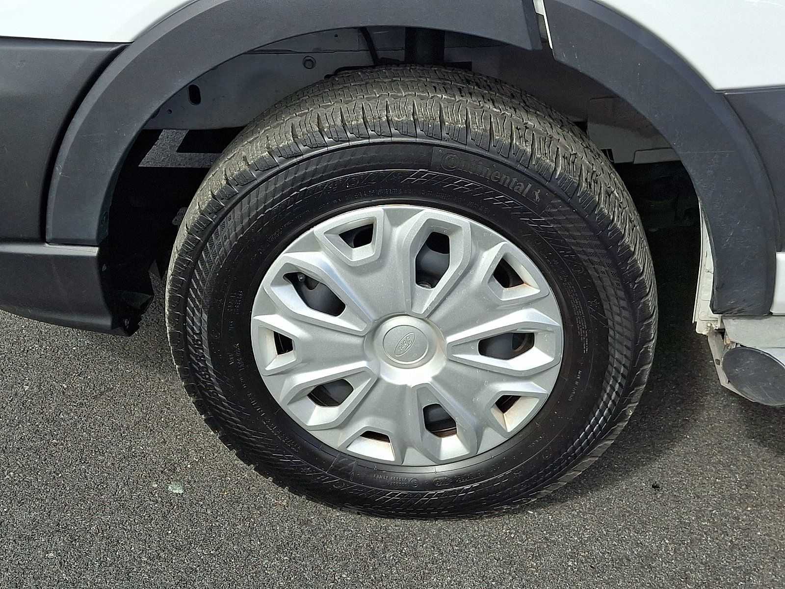 Used 2025 Ford Transit 250 Low Roof w/ Exterior Upgrade Package RWD image 9
