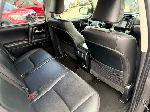 Used 2020 Toyota 4Runner Venture image 18