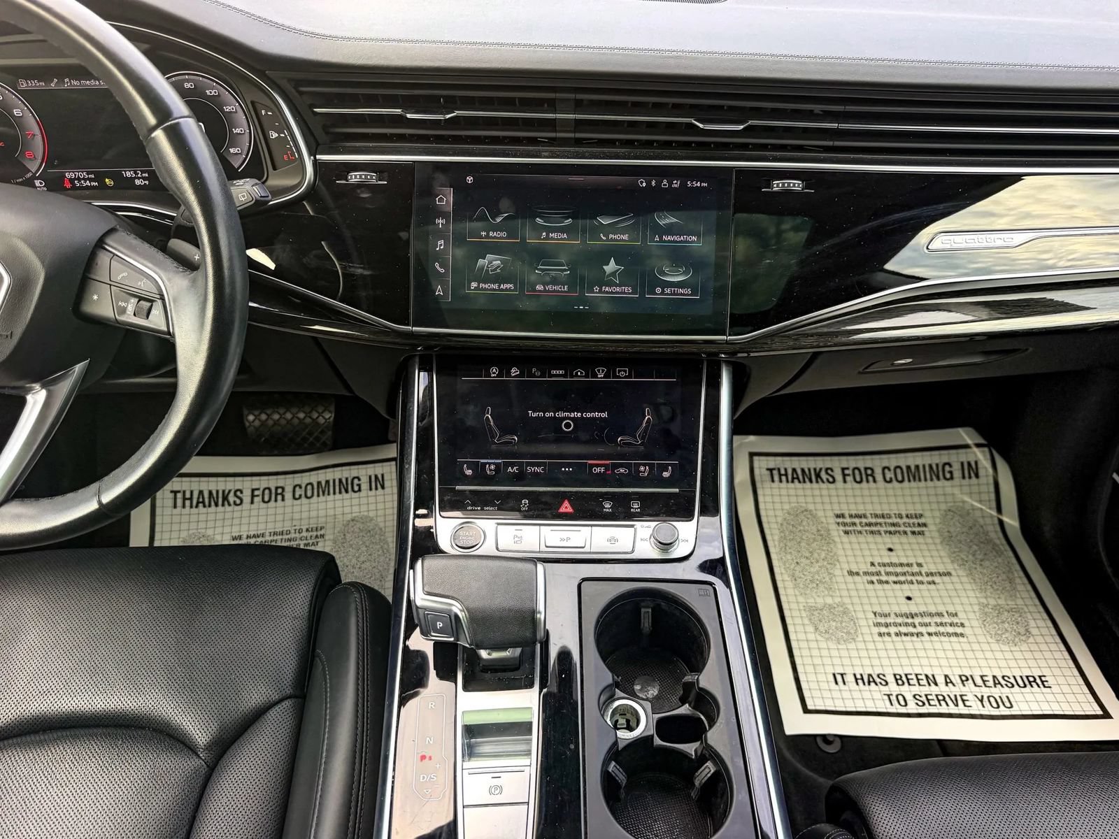 Used 2023 Audi Q8 Prestige AWD/4WD image 32