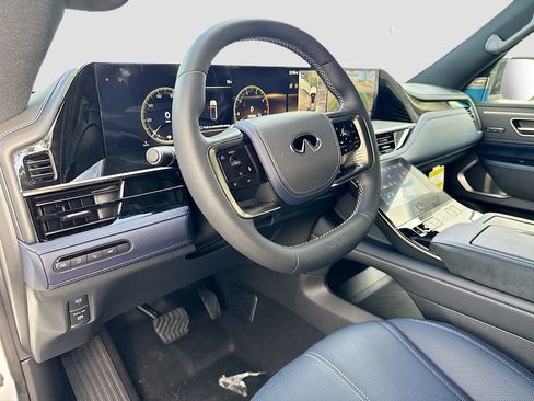 New 2026 INFINITI QX80 4WD w/ Sport Exterior Package image 9