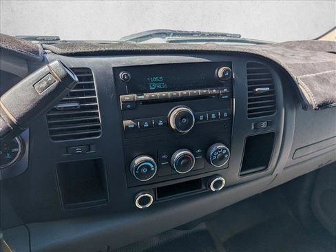 Used 2008 Chevrolet Silverado 2500 W/T AWD/4WD image 11