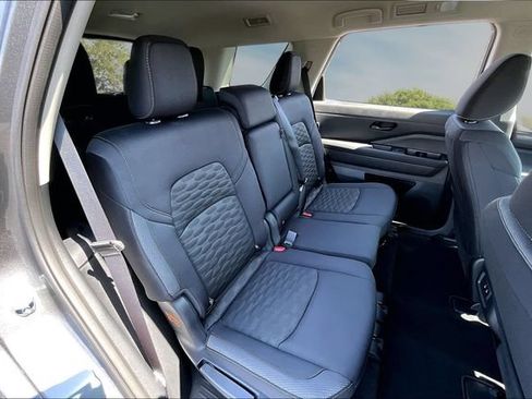 New 2026 Nissan Pathfinder SV FWD image 8