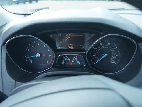 Used 2017 Ford Focus SE FWD image 20