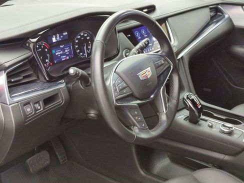 Certified 2024 Cadillac XT5 Premium Luxury w/ LPO, Floor Liner Package AWD/4WD image 8