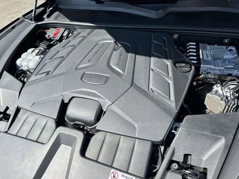 Used 2024 Porsche Cayenne Turbo GT image 29