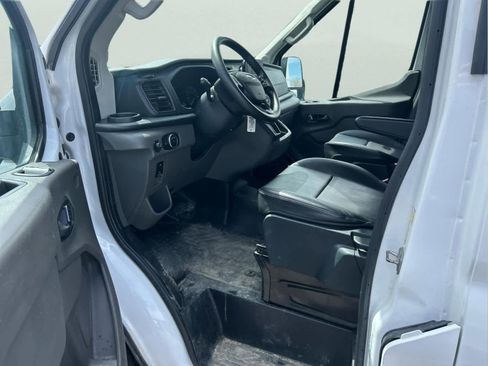 Used 2023 Ford Transit 250 Medium Roof AWD image 10