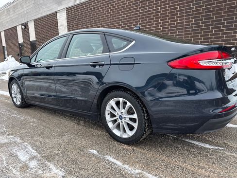 Used 2020 Ford Fusion SE image 34