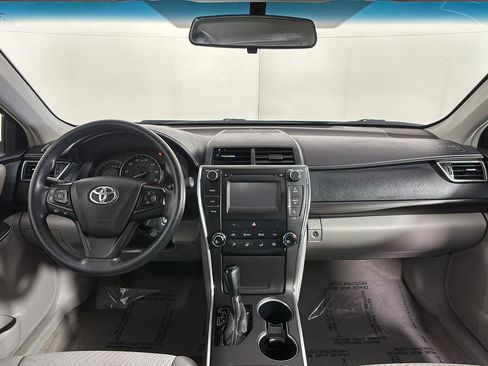 Used 2015 Toyota Camry LE FWD image 20