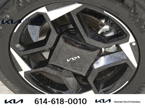 Certified 2026 Kia Sportage EX FWD image 12
