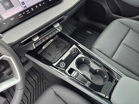 New 2026 Audi Q3 quattro 2.0T AWD/4WD image 30