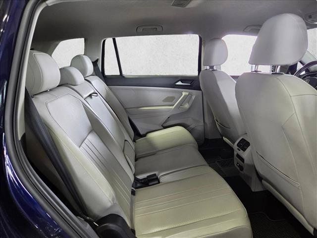 Used 2023 Volkswagen Tiguan SE FWD image 18