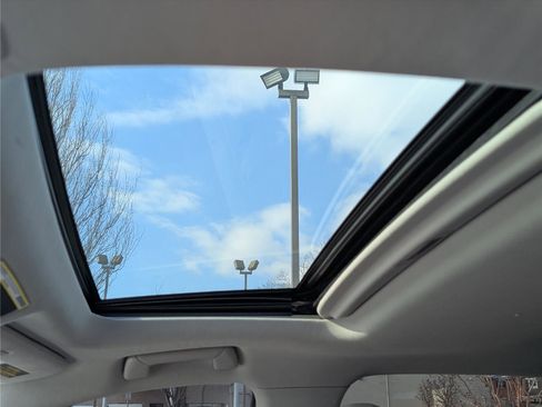 Used 2020 Lexus RX 350 AWD w/ Premium Package image 19