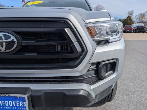 Used 2023 Toyota Tacoma SR AWD/4WD image 11