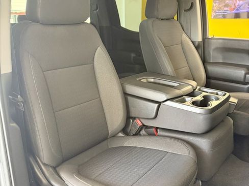 Used 2022 Chevrolet Silverado 1500 Custom RWD image 17