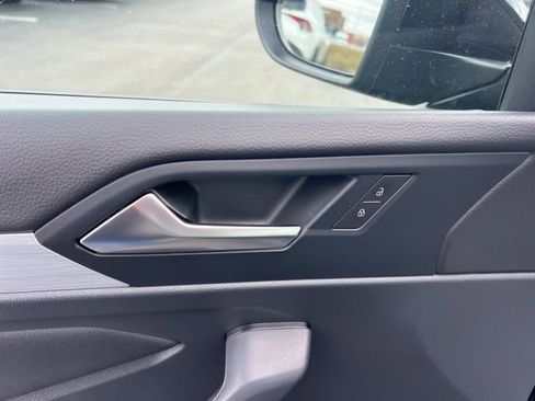 Used 2025 Volkswagen Jetta Sport image 27