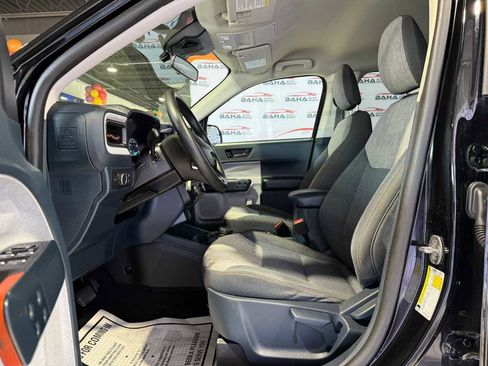 Used 2022 Ford Maverick XLT image 32