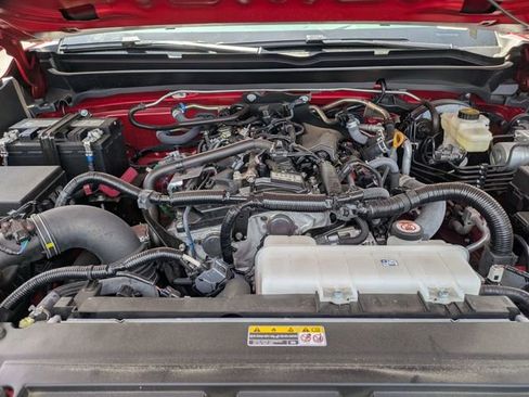 Used 2025 Toyota Tacoma TRD Sport AWD/4WD image 14