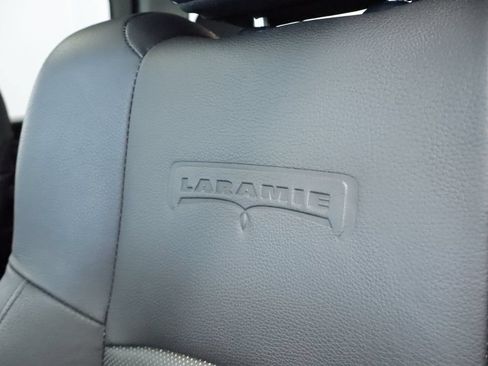 Used 2017 RAM 1500 Laramie w/ Convenience Group AWD/4WD image 30