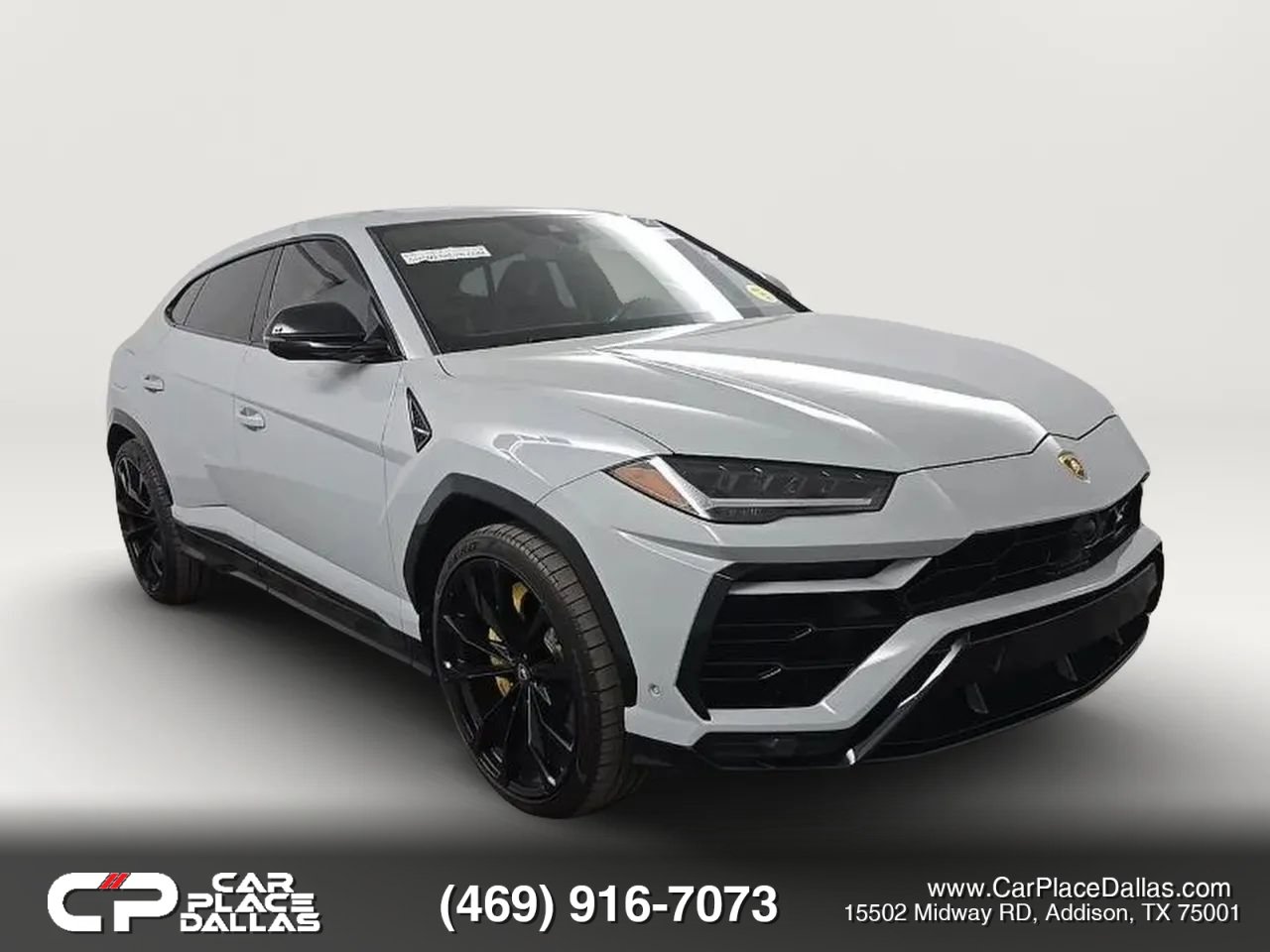 Used 2022 Lamborghini Urus AWD/4WD image 1