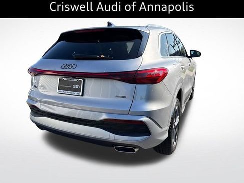 Certified 2025 Audi Q5 Premium w/ Convenience Package AWD/4WD image 8