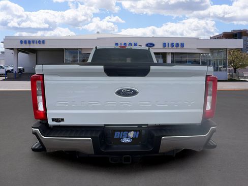 Certified 2024 Ford F350 XLT image 4