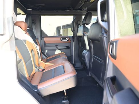 Used 2024 Ford Bronco Outer Banks image 41