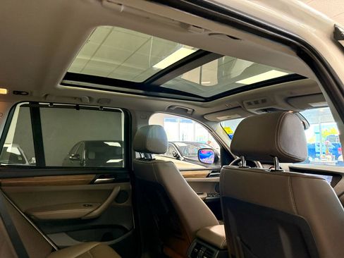 Used 2011 BMW X3 xDrive35i image 22