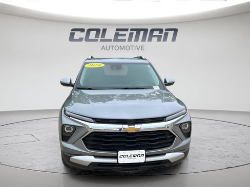 Used 2024 Chevrolet TrailBlazer LT w/ Driver Confidence Package FWD image 8