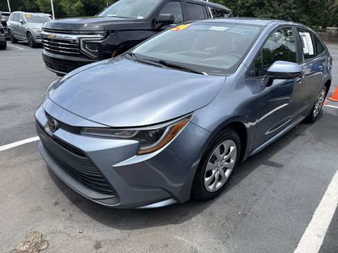 Used 2024 Toyota Corolla LE FWD image 5