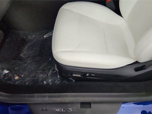 Used 2025 Tesla Model 3 Long Range image 32