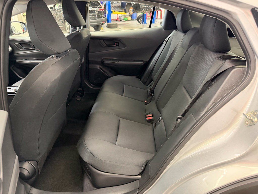 Used 2025 Toyota Prius LE FWD image 14