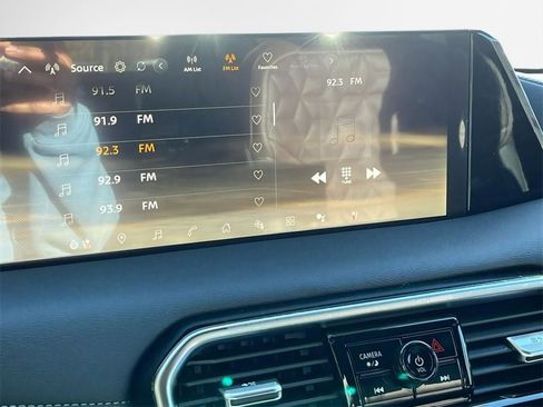 New 2025 Nissan Armada Platinum image 17