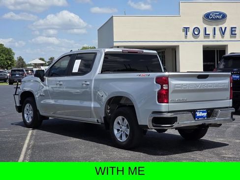 Used 2022 Chevrolet Silverado 1500 LT AWD/4WD image 5