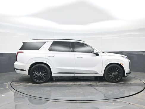Used 2024 Hyundai Palisade Calligraphy image 7